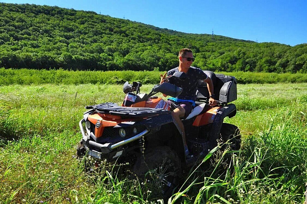 Прокат квадроциклов. Подарочные сертификаты Ultra Подарки Геленджик. Купить оригинальный подарок или подарочный сертификат на Прокат квадроциклов. Сервис UltraPodarki.ru Геленджик 8 800 505 95 30.